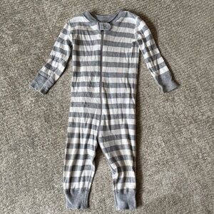 Hanna Andersson 18–24M Gray Stripe Organic Cotton Zip Pajamas